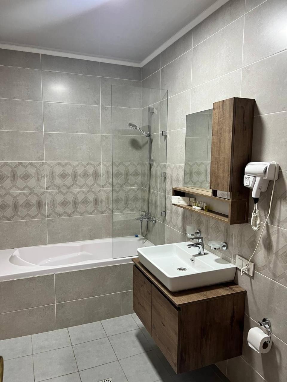 Orzu Hotel نمنغان المظهر الخارجي الصورة